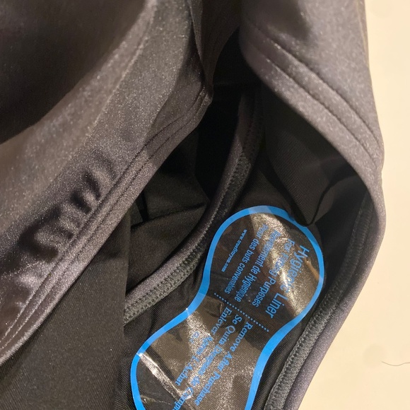 DKNY Bathing Suit NWT- L - Picture 4 of 5